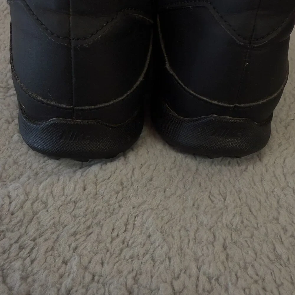 NIKE Phantom Vision Black Soccer Sneaker Mens 11 Black Shoes CD4173-010